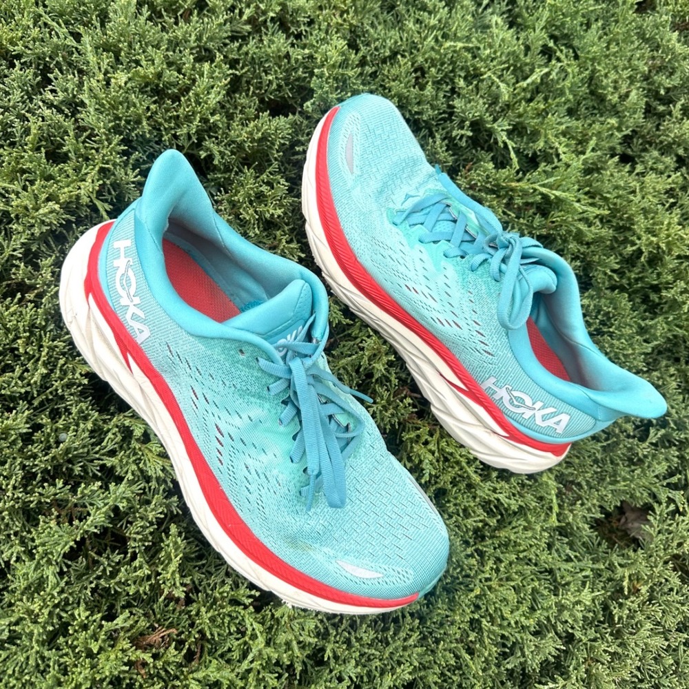Hoka One Clifton 8 Women's Athletic Shoes Size 8.5‎ Aquarelle Eggshell Blue
